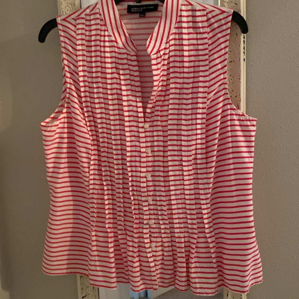 Jones New York. size L $6